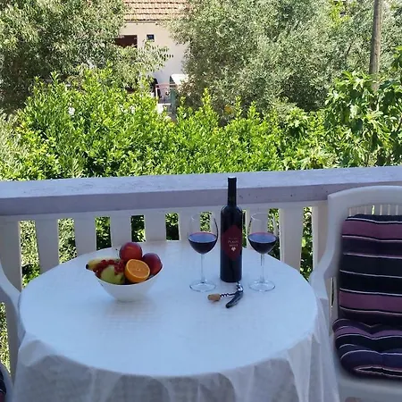 Lavanda شقة بيوغْغاد نا موغو