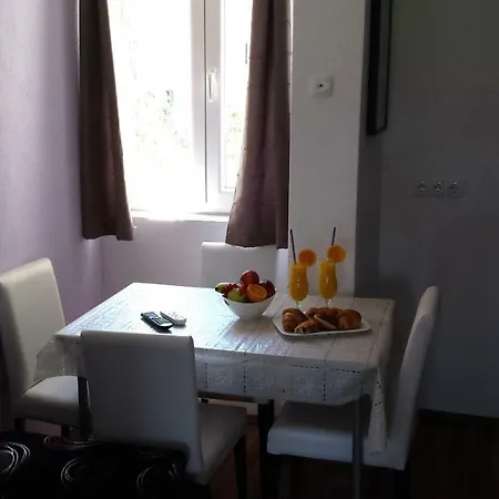Lavanda شقة