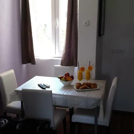 Lavanda Apartament
