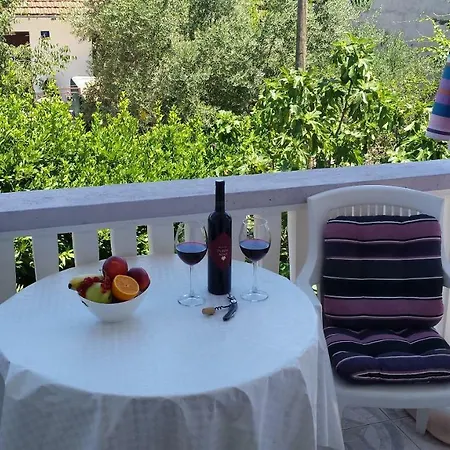 Lavanda דירה